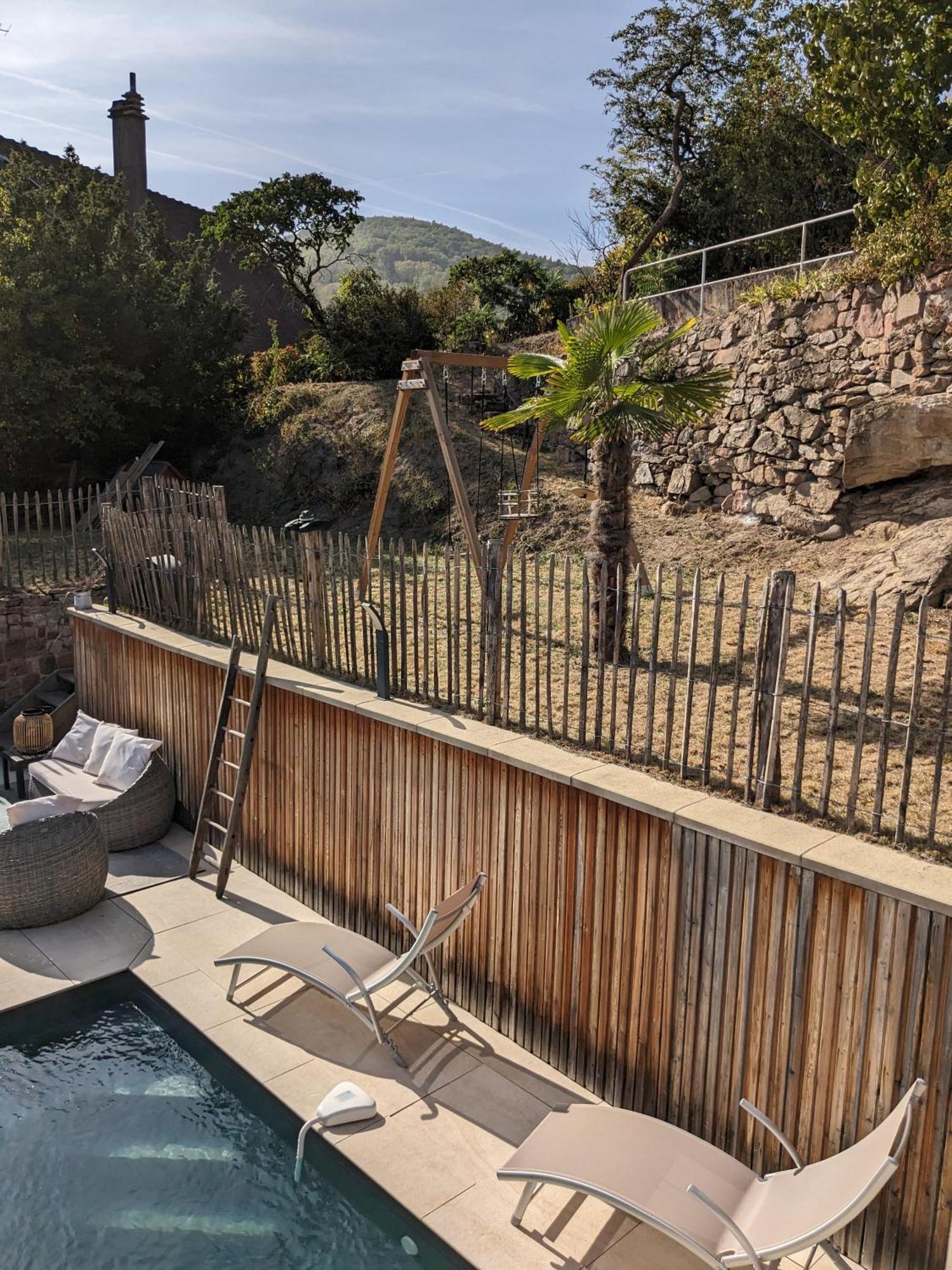 Le Avec Terrasse Et Piscine Holiday home *
